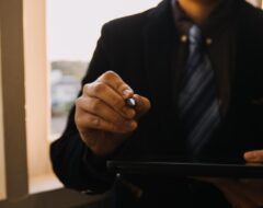 Troque isso na sua comunicação para ter mais autoridade
